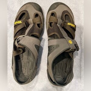 Teva Men's Gray and Black Outdoor Sandals